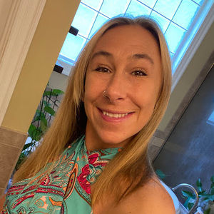Meet your Posher, Tonya